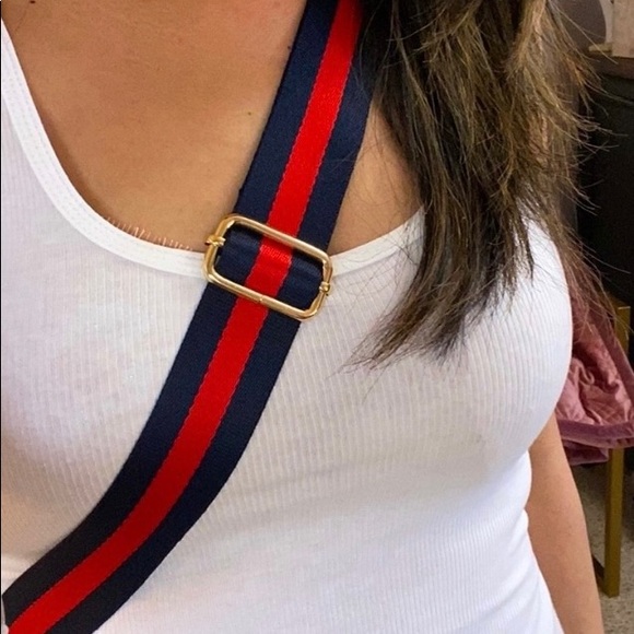 NWT Crossbody Strap 1.5 “wide w/ Gold hardware. Last photo is a stock photo - Picture 4 of 4